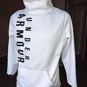 Under Armour long neck sweat shirt